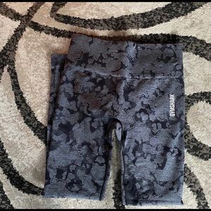 Gymshark adapt camo seamless